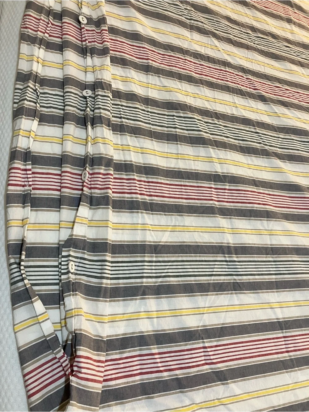 IKEA Akerfraken FULL Duvet Cover and pillowcases in White, Gray, Red, and Yellow